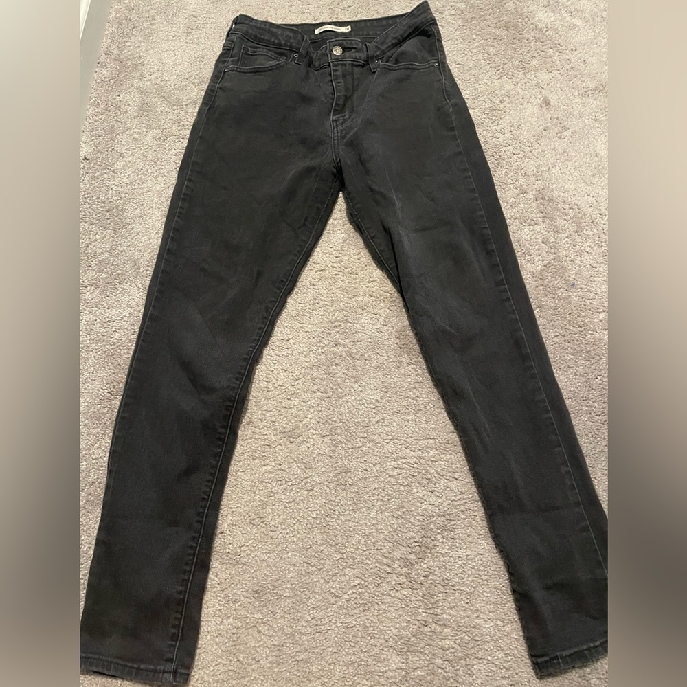 Women’s size 31 black high rise Levi Strauss skinny jeans